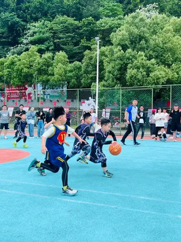 如何在篮球训练中有效应对压力?_0